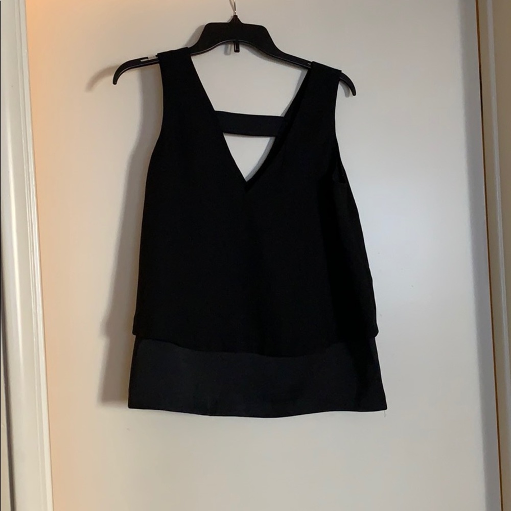 Banana Republic Sleeveless Blouse Size Small